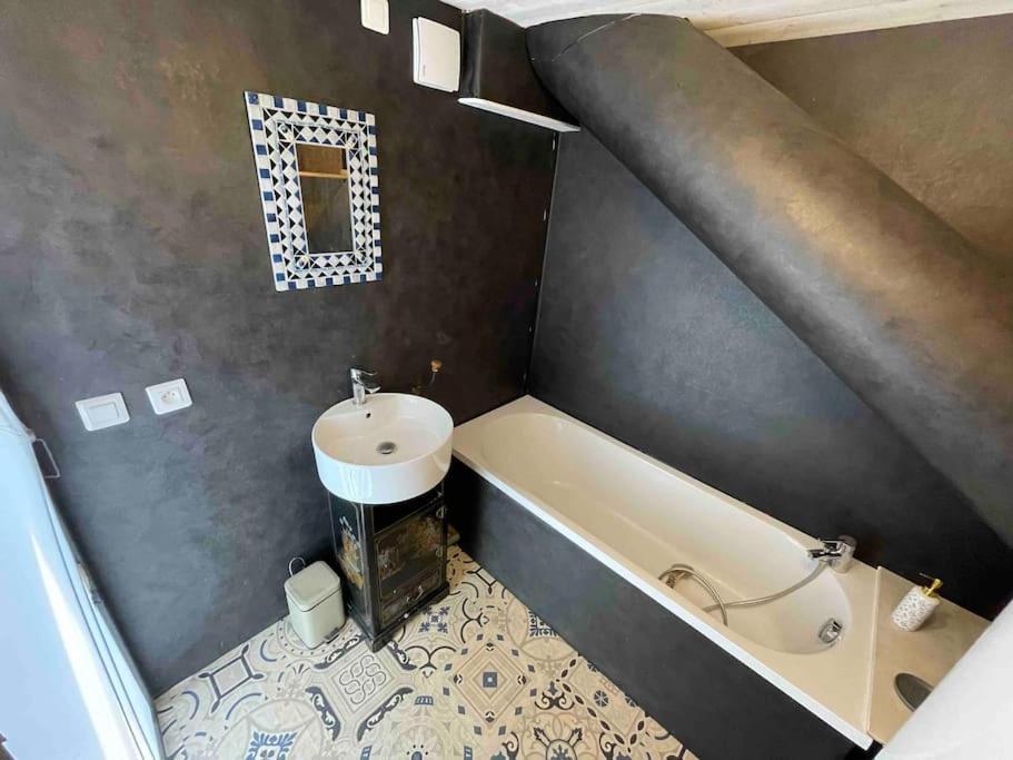 Ferienwohnung La Tiny House De Chaparon Lathuile Exterior foto